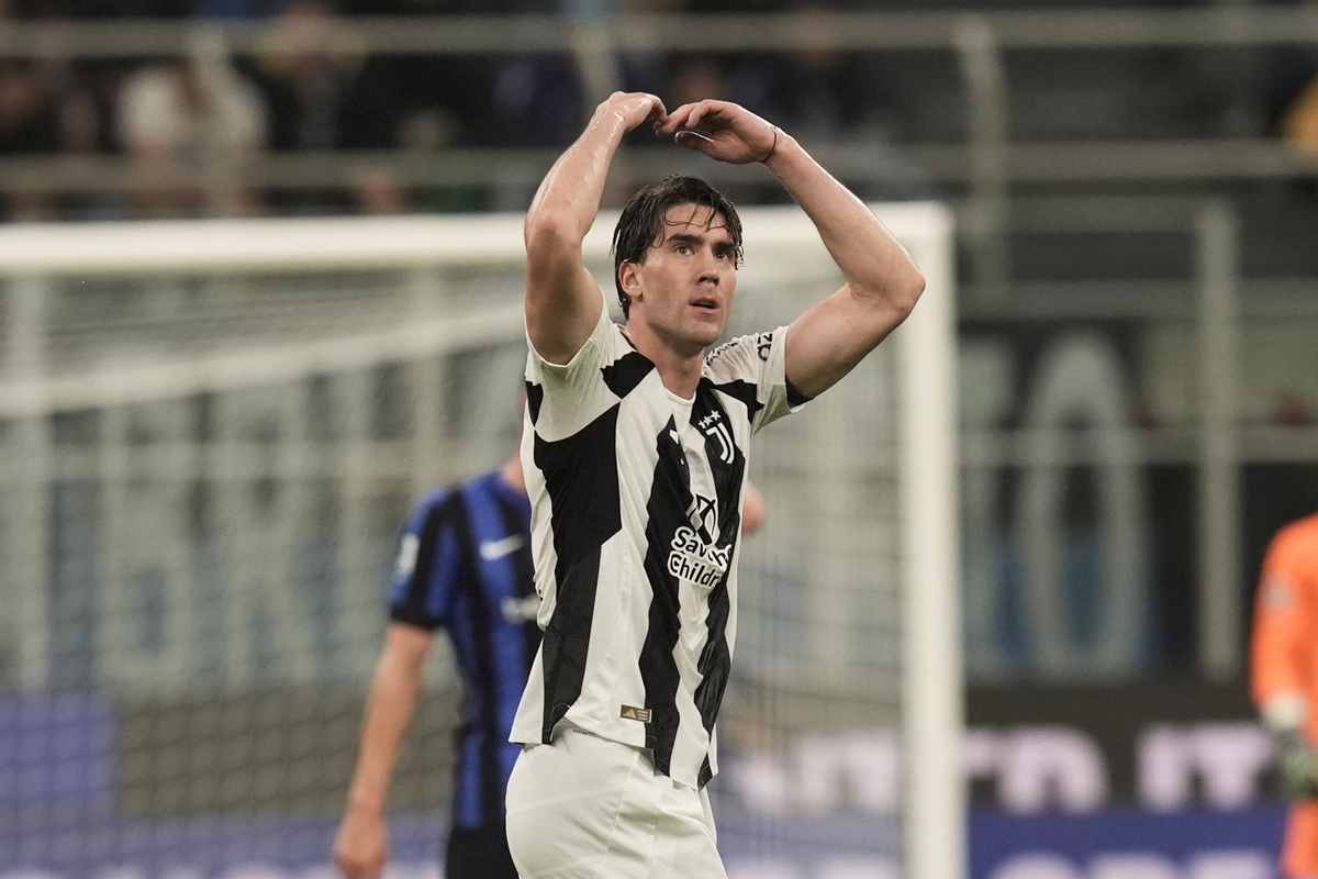 Dusan Vlahovic out per infortunio con la Juventus