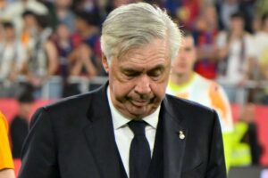 Carlo Ancelotti deluso