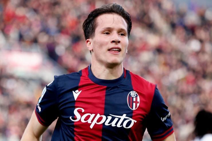 Giovanni Fabbian esulta dopo un gol