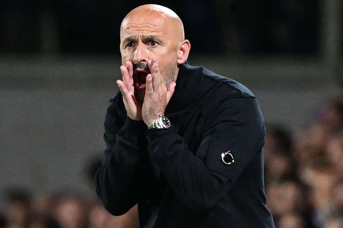 Vincenzo Italiano dà indicazioni