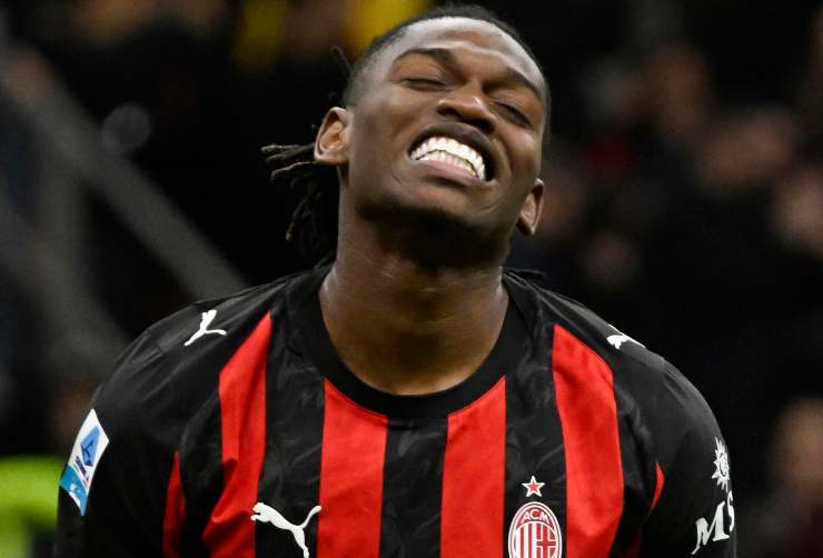 Rafa Leao stringe i denti quasi deluso