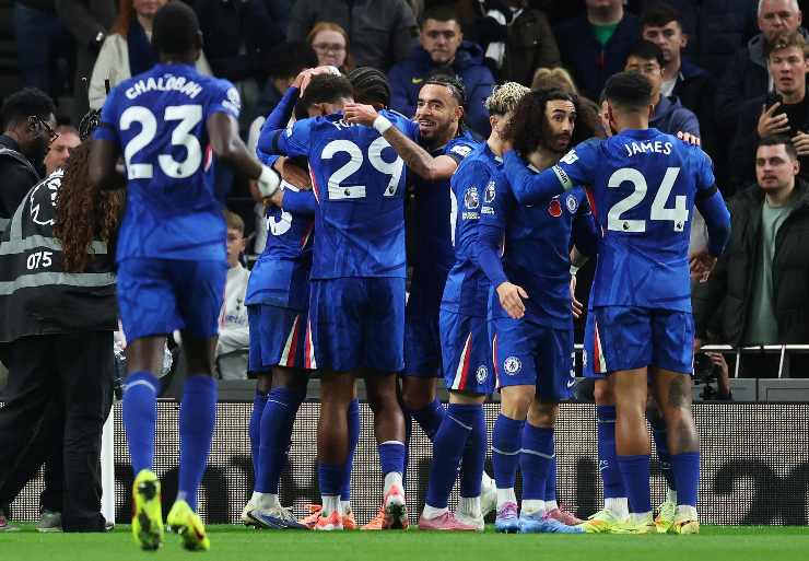 I calciatori del Chelsea festeggiano