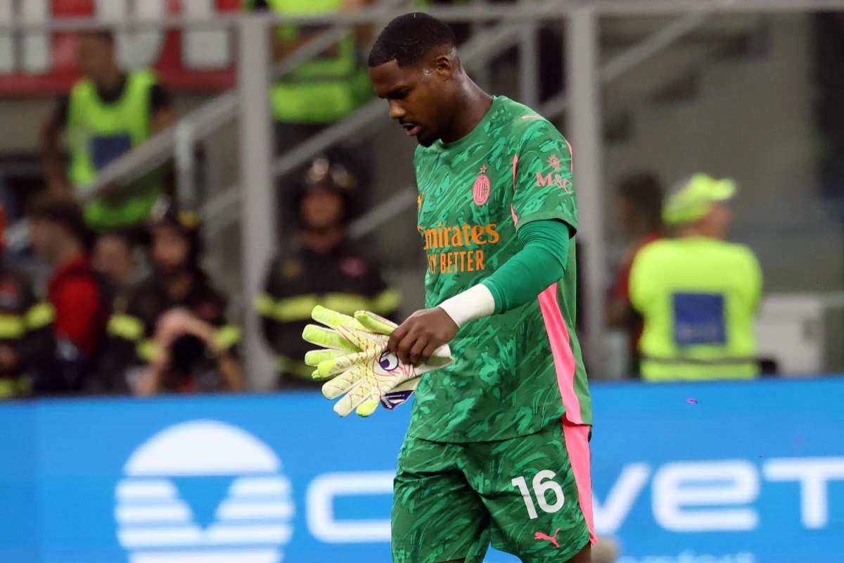 Mike Maignan a capo basso